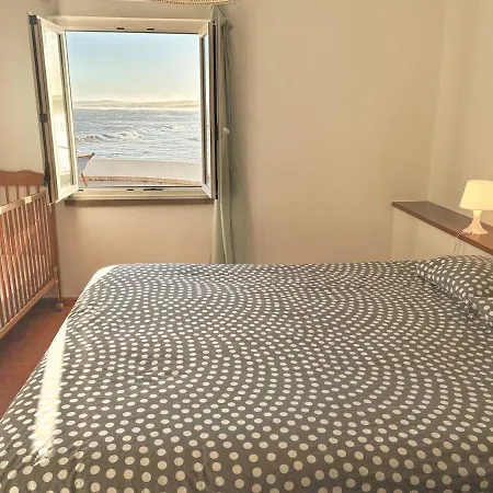 Oceanfront - Terrace & Sunrise Sea View Feriehus Baleal